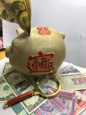 汇市追踪！央行决议搅动市场，美元逼近一个月低点 今日还有两大风险事件(2024年10月24日)